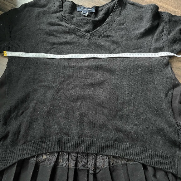 FRENCH CONNECTION black knit sweater with pleated back, lace detail - Picture 12 of 13